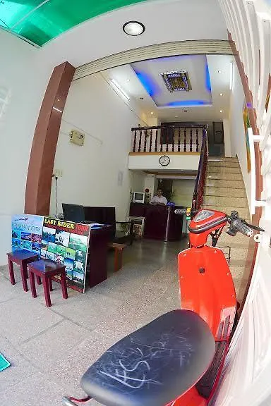 **  Sea Moon Hotel Нячанг Вьетнам