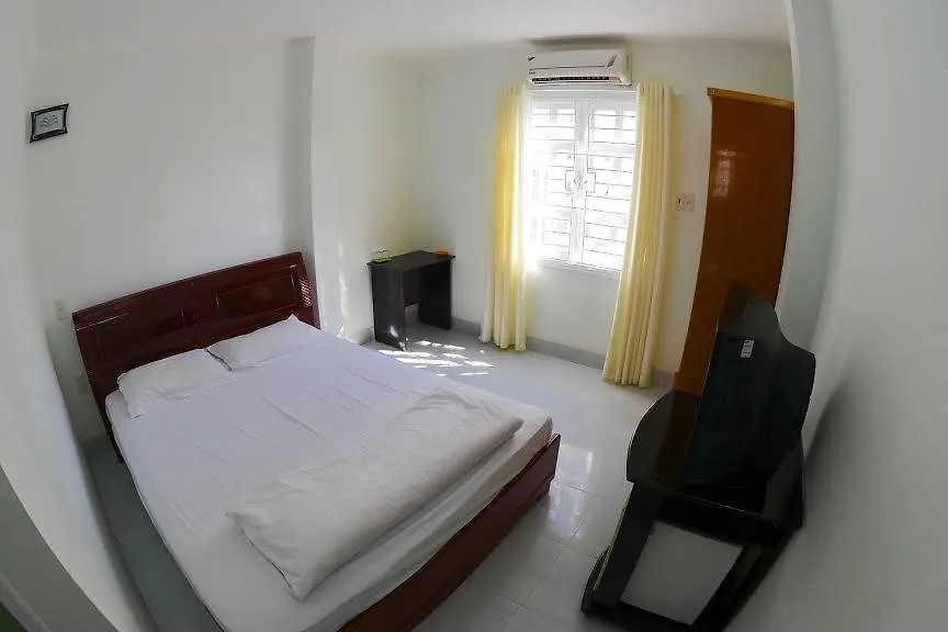 Sea Moon Hotel Нячанг 2*,